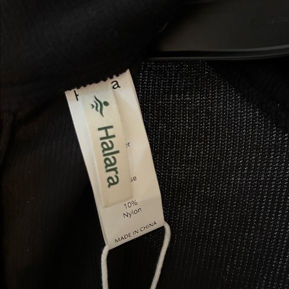 HALARA Black jumpsuit size small - Picture 6 of 9